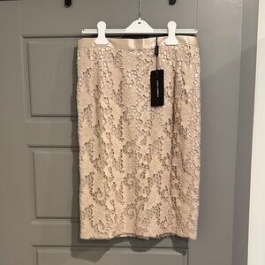 Dolce & Gabbana Beige Lace Pencil Skirt